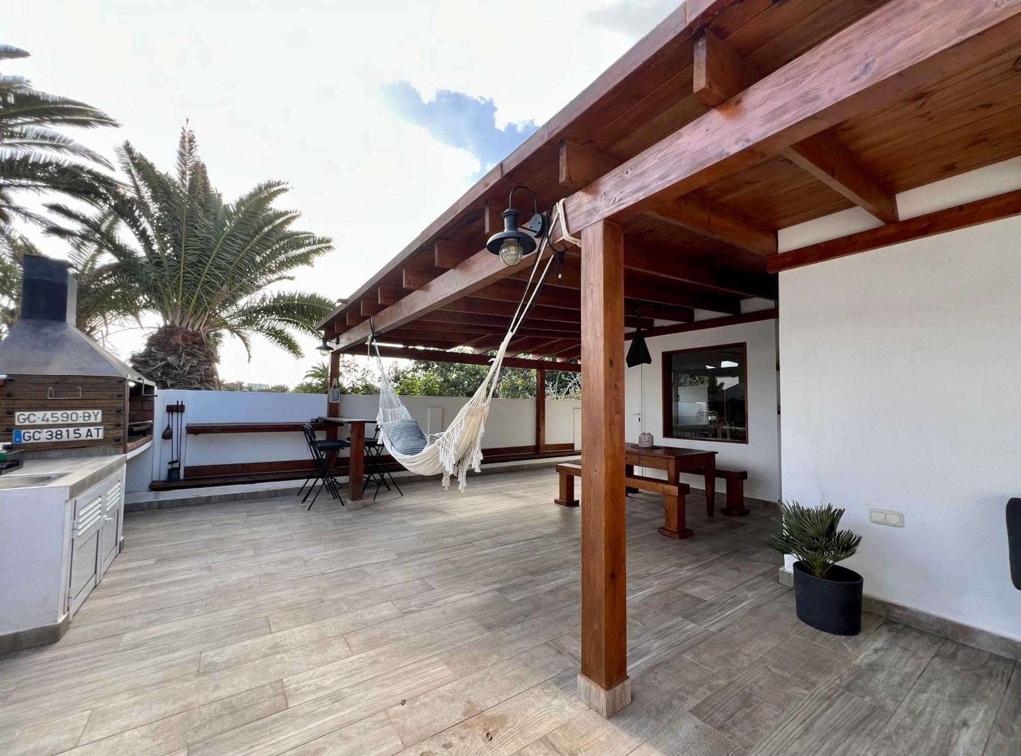 Oasis En Lanzarote Villa Costa Teguise Kültér fotó